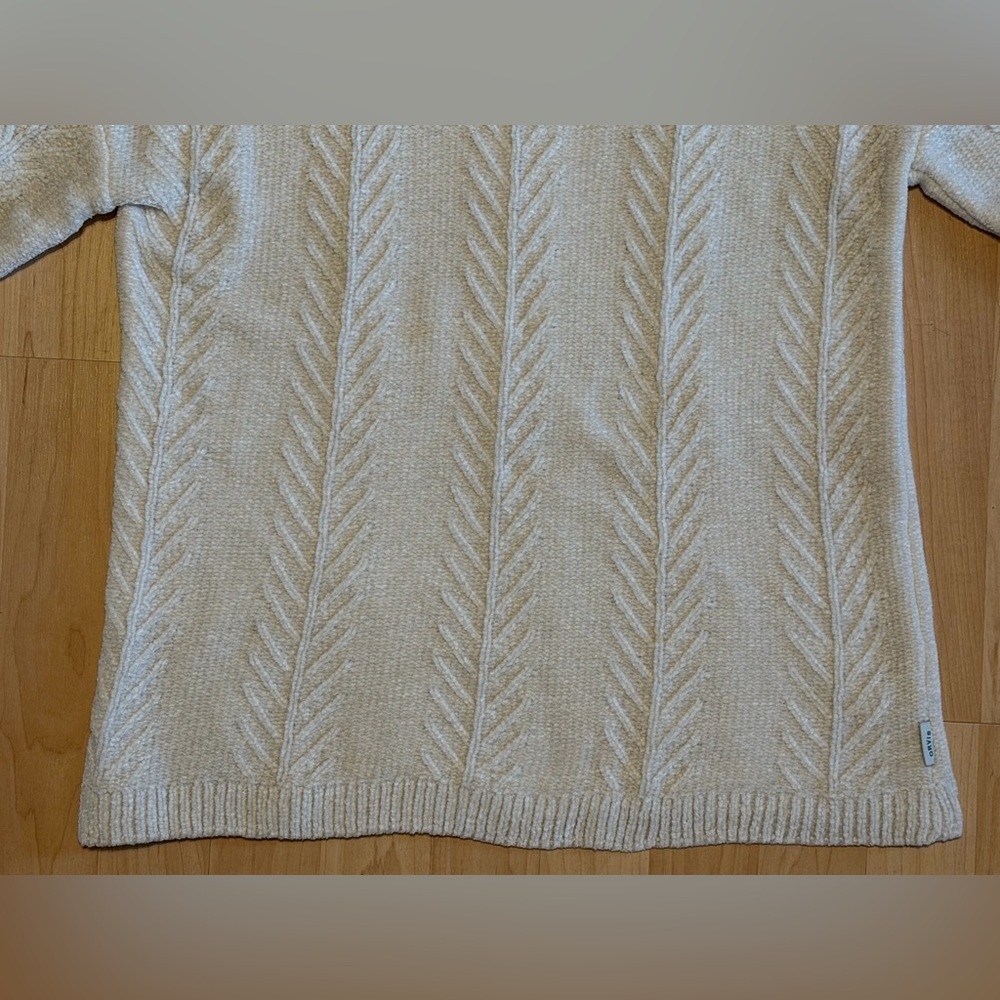 Orvis Women’s Soft Cream Textured Sweater- Size Small - Picture 4 of 11